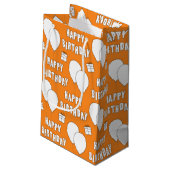 Happy Birthday mit Balloons Orange Hintergrund Kleine Geschenktüte (Rückseite Schrägansicht)