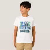 Happy Birthday Modern Playful Fun Einfache Begrüßu T-Shirt (Vorne ganz)