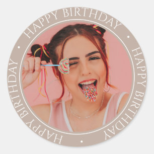 Happy Birthday Modern Simple Elegante Custom Foto Runder Aufkleber