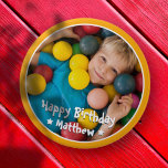 Happy Birthday Modern Simple Star Foto Button<br><div class="desc">Dieses einfache und moderne Design besteht aus Serifentypografie und fügt ein individuelles Foto hinzu.</div>