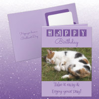 Happy Birthday nehmen Sie es leicht Katz Foto lila