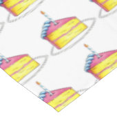 Happy Birthday Party Layer Cake Slice Muster Tischdecke (Schrägansicht)