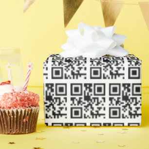Happy Birthday QR Code on White Geschenkpapier