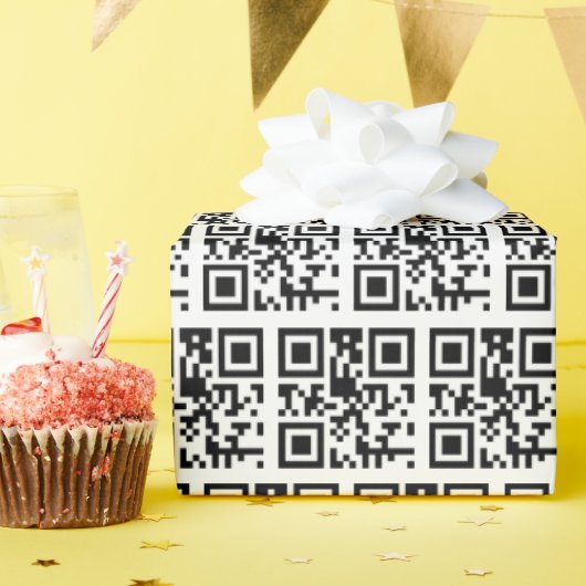 Happy Birthday QR Code on White Geschenkpapier (Geburtstagsparty)