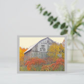 HAPPY BIRTHDAY SIGN AUF ALTER BARN Postkarte (Stehend Vorderseite)
