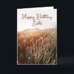 Happy Birthday Sister - Rustic Birthday Card Feiertagskarte<br><div class="desc">Benutzerdefinierte Geburtstagskarte mit rustikalem Sonnenuntergang-Foto mit "Happy Birthday Sister" in Schrift-Typografie. Farbige Innenausstattung und Rücken. Auch für Instant Download verfügbar,  um einfach mit Freunden und Familie zu teilen.</div>