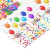 Happy Birthday Tablecloth Confetti Tischdecke (Schrägansicht)