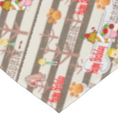 Happy Birthday Tablecloth für einen Hund Tischdecke (Schrägansicht)