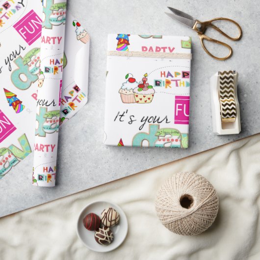 Happy Birthday Wrapping Paper FUN Cupcake Geschenkpapier (Kunsthandwerk)