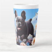Happy Blue French Bulldog & Blume Milchtasse (Vorderseite)