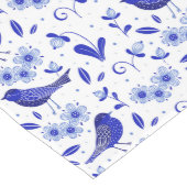 Happy Bluebird Folk Art Pattern Mittelgroßer Tischläufer (Ecke)