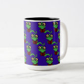 Happy Bookworm Lila Zweifarbige Tasse (VorderseiteRechts)