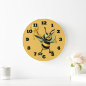 Happy Bumble Bee mit einem Scoop of Honey Große Wanduhr (Zuhause)