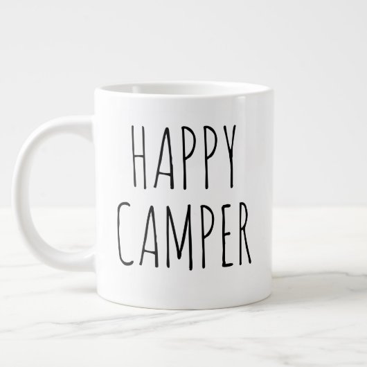 "Happy Camper" Einfaches modernes Bauernhaus Jumbo-Tasse (Links)