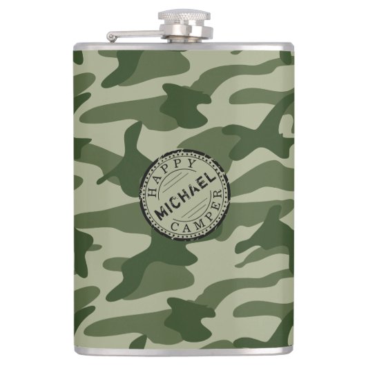 Happy Camper Olive Green Camouflage Name Camping R Flachmann (Vorderseite)