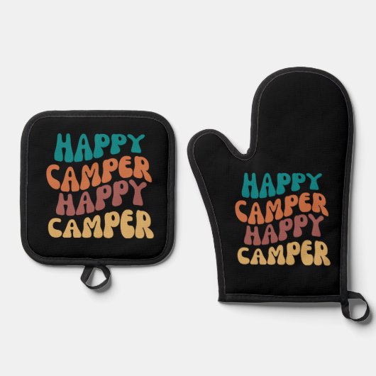 Happy Camper Retro Wavy Text Black Hintergrund Ofenhandschuh & Topflappen-Set (Vorderseite)