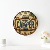 Happy Camper RV Adventure Gift Rustic Cabin Große Wanduhr (Zuhause)
