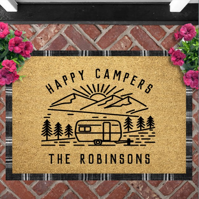 Happy Campers Personalized Custom Family Name Fußmatte (Happy Campers Personalized Doormat | Custom Family Name RV Decor Camping Welcome Mat Campsite)