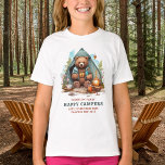 Happy Camping Bär Personalisierter Familienurlaub T-Shirt<br><div class="desc">Niedliches Camping mit passenden Shirts für Ihren Familienurlaub! Egal ob Sie einen Sommerurlaub oder ein Camping-Abenteuer machen, unsere passenden Shirts mit niedlichem Aquarellbärendesign machen Ihre Reise noch stilvoller und unterhaltsamer. Das Design umfasst niedliche Bären, ein Zelt und eine Waldszene, die sich perfekt für jeden Camper eignet. Unsere Shirts sind aus...</div>