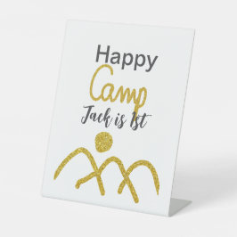 Happy Camping Camper eines Geburtstags Kinder gold Sockelschild