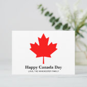 Happy Canada Day Custom Text mit rotem Ahornblatt Begleitkarte (Stehend Vorderseite)