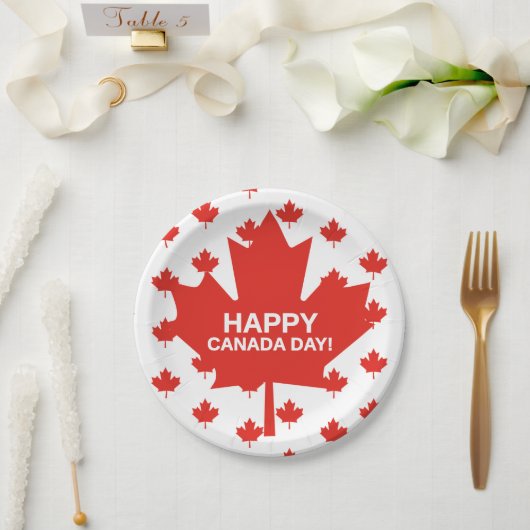 Happy Canada Day Pappteller (Hochzeit)