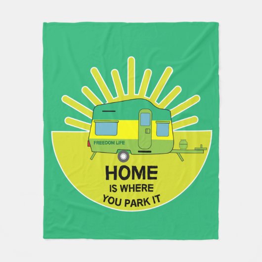 Happy Caravaner | Caravan Geschenke | Wohnwagen |  Fleecedecke (Vorderseite)