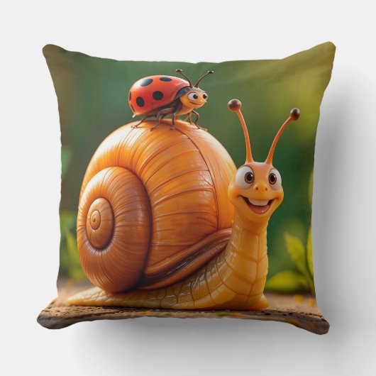 Happy Cartoon Snail Hosting Ladybug Kissen (Vorderseite)