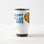Happy Challah Days Hanukkah Brot Jüdische Feiertag Reisebecher<br><div class="desc">Das Design der Reisebüschel zeigt eine originelle Marker-Illustration eines klassischen Brotes mit geflochtenem herausforderndem Brot, mit HAPPY CHALLAH DAYS in einem lustigen Schriftart. Gut für Hanukkah! Sehen Sie nicht, wonach Sie suchen? Brauchen Sie Hilfe bei der Anpassung? Klicken Sie auf "Kontakt mit diesem Designer", um etwas für Sie erstellt zu...</div>