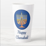 Happy Chanukah! Menorah Milchtasse<br><div class="desc">Happy Chanukah! Menorah Latte Tasse Bearbeiten Text zu personalisieren</div>