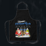 Happy Chrismukkah Jüdische Weihnachtszeit Hanukkah Schürze<br><div class="desc">Weihnachtsjunge Kinder Kinder Jugendliche Männer. Funny Spaß Grafik Tee Kostüme für diejenigen,  die glauben an Weihnachtsmann,  Liebe Hirsch,  Rentier,  Elf,  Elfen,  Gesang Songs,  Party Dekoration,  Baum,  Hut,  Socken Dieses Weihnachtstee mit Grafik ist ein großes Weihnachtsgeschenk</div>