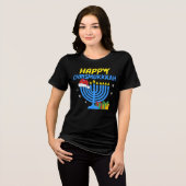Happy Chrismukkah Menorah Santa Hat Holiday Tee (Vorderseite voll)