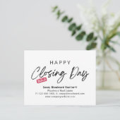 Happy Closing Day Realtor Minimalistisch Personali Postkarte (Stehend Vorderseite)