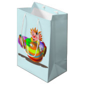 Happy Clown - Lächeln - Funny Mittlere Geschenktüte (Vorderseite Schrägansicht)