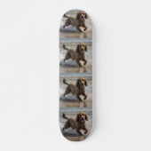 Happy Cocker Spaniel Beach Fun Day Skateboard (Vorne)