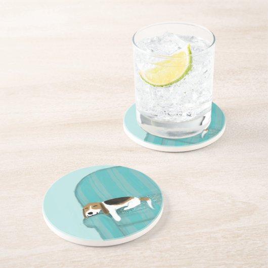 Happy Couch Dog - Niedlicher Beagle Schlafen | Pet Getränkeuntersetzer (Seite)