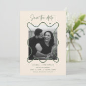 Happy Couple Save the Date Hochzeitsankündigung (Stehend Vorderseite)