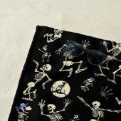 Happy Dancing Bones Strandtuch (Beispiel)