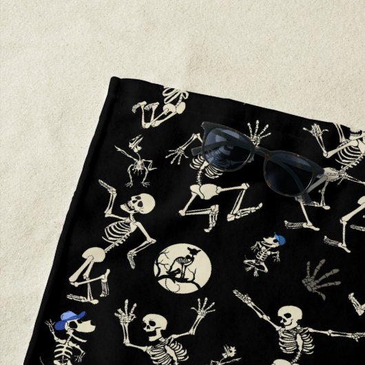 Happy Dancing Bones Strandtuch (Beispiel)