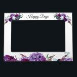 Happy Days Anpassbare Lila Blüte Magnetischer Bilderrahmen<br><div class="desc">Anpassen des Rahmens mit einer Textzeile. Fügen Sie nach Wunsch Ort,  Jahr,  Veranstaltung oder Namen hinzu. In diesem lila,  blumengeschmückten Foto können Sie Ihre Tage in unvergesslichen Momenten gestalten. Gefangen diese besondere Anlässe</div>