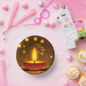 Happy Diwali 20xx Diya Yellow Flame Glitzern Pappteller (Party)