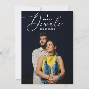 Happy Diwali. Elegantes Festival der Lichter. Indi Feiertagskarte