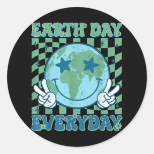 Happy Earth Day 2025 Retro Groovy Earth Day Everyd Runder Aufkleber