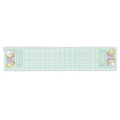 Happy Easter Bunny Chick Eggs Green Gingham Kurzer Tischläufer (Horizontal)