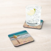 Happy Easter Wooden Cross and Lilies on Beach Getränkeuntersetzer (Rechte Seite)