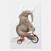 Happy Elephant auf Tricycle Handtuch (Vertikal)