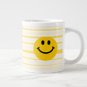 Happy Face auf sonnigen gelben Streifen Jumbo-Tasse (Rechts)