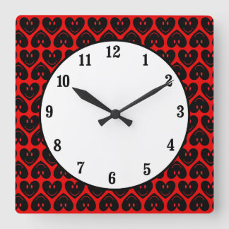 Happy Face Heart Quadratische Wanduhr