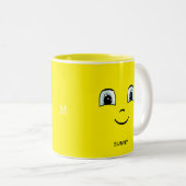 Happy Face mit Personalisiertem Text und Monogramm Zweifarbige Tasse (VorderseiteRechts)