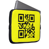 Happy Face Smiling Emoji — QR Code Laptopschutzhülle (Vorne Rechts)